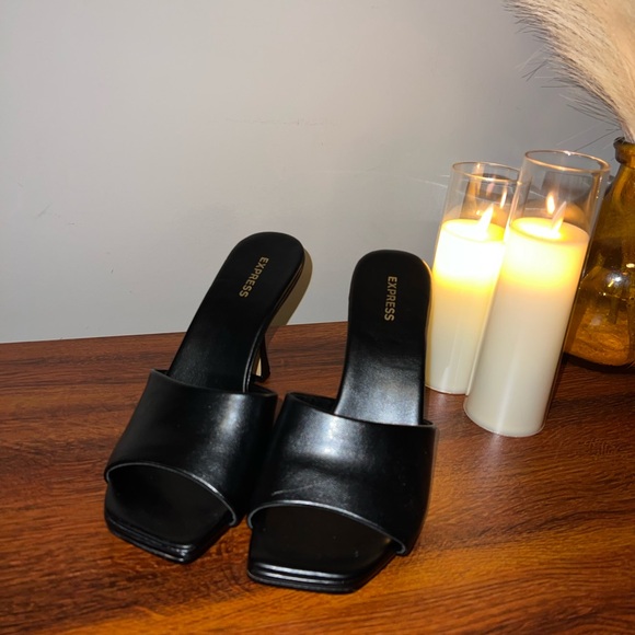 Black Express Square Toe Mule Heels Size 8 - Picture 1 of 4